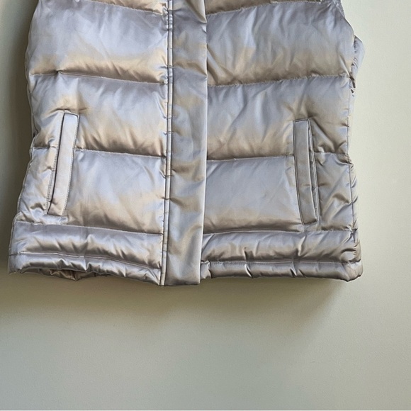 Talbots Metallic Silver puffer vest Duck down filled medium Pockets Full Zip - Picture 4 of 11